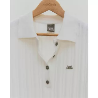 knitCircle - FORUM knit Polo Shirt (3 สี) เสื้อโปโลไหมพรม ลายทอเส้นนูน เป็นเส้นตรงแนวตั้ง สลับลายเล็กใหญ่ตลอดตัว ใส่สบาย