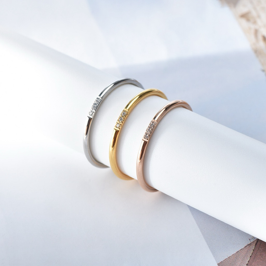 [#87]พร้อมส่ง แหวนบางเล็ก เพชร3เม็ด ใส่ไม่ดำ งานสแตนเลส