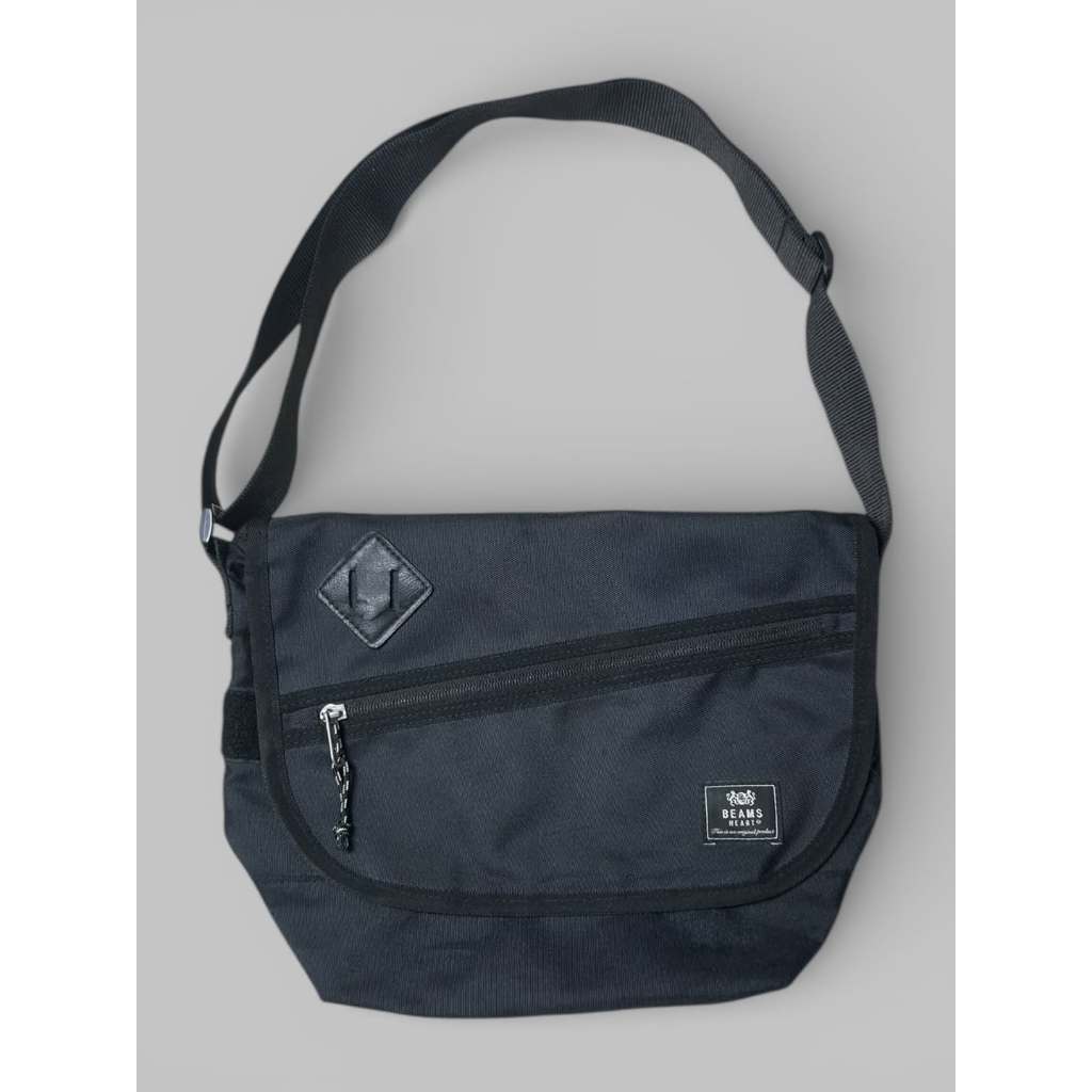 BEAMS HEART Crossbody Bag Japan Streetwear Shoulder Bag Rare กระเป๋า BEAMS ของแท้