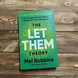 English The Let Them Theory Mel Robbins Paperback