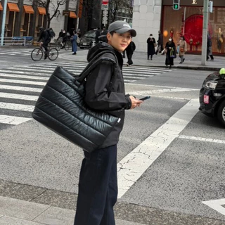 Nantita Maxi Bag กระเป๋าใบใหญ่(มาก)ผ้ากันน้ำ MX001