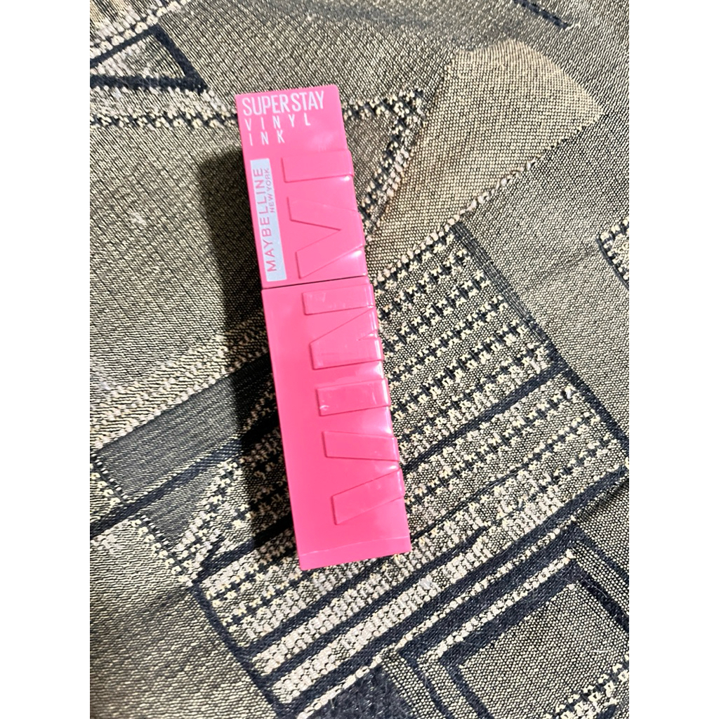 ลิปสติกจิ้มจุ่ม Maybelline Superstay Vinyl Ink   สี 145 - Rogue