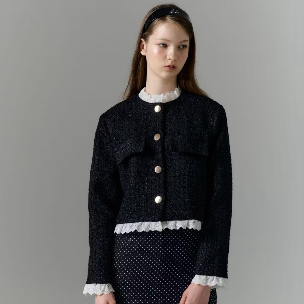 Used BNK MILAN TWEED JACKET เสื้อคลุมผ้าทวีต แต่งดีเทลกระเป๋า มาพร้อมอะไหล่กระดุมโลหะ