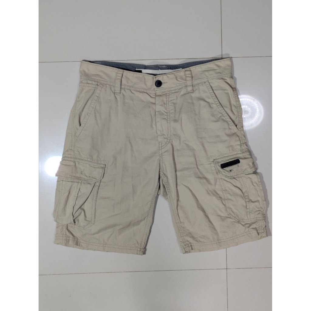 กางเกงคาโก้ขาสั้นมือสอง O'Neill เอว 34(ป้าย30) นิ้ว สะโพก 41 นิ้ว เป้า 11.5 นิ้ว ยาวทั้งตัว 21 นิ้ว 