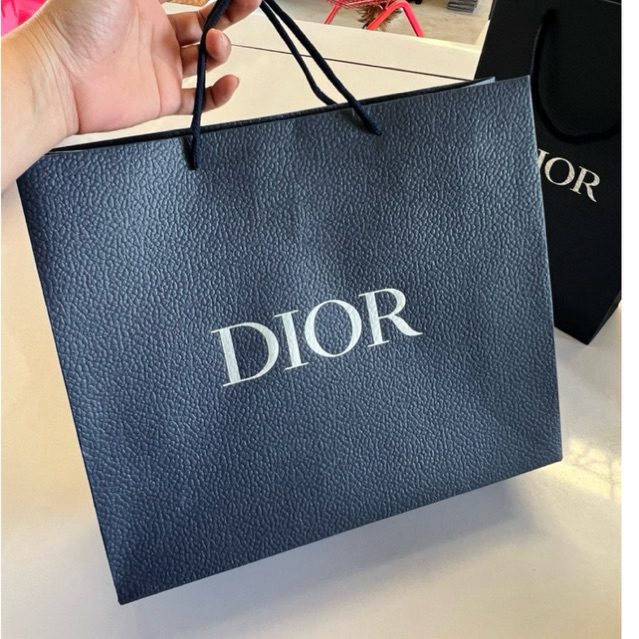 DIOR ถุงกระดาษ ใส่ของขวัญและกล่องของขวัญ แบรนด์แท้