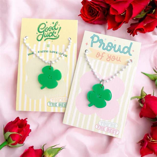 พวงกุญแจอะคริลิค 🍀 Omamori พวงกุญแจนำโชค Lucky Clover Keychain ขอให้โชคดี
