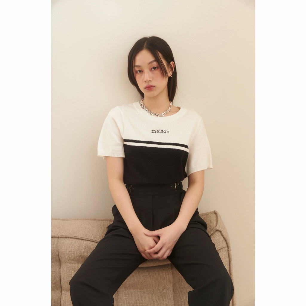 ส่งต่อ-maison KEEPS | Pacific Knitted Tops เสื้อไหมพรมคอกลม ปักโลโก้ maison