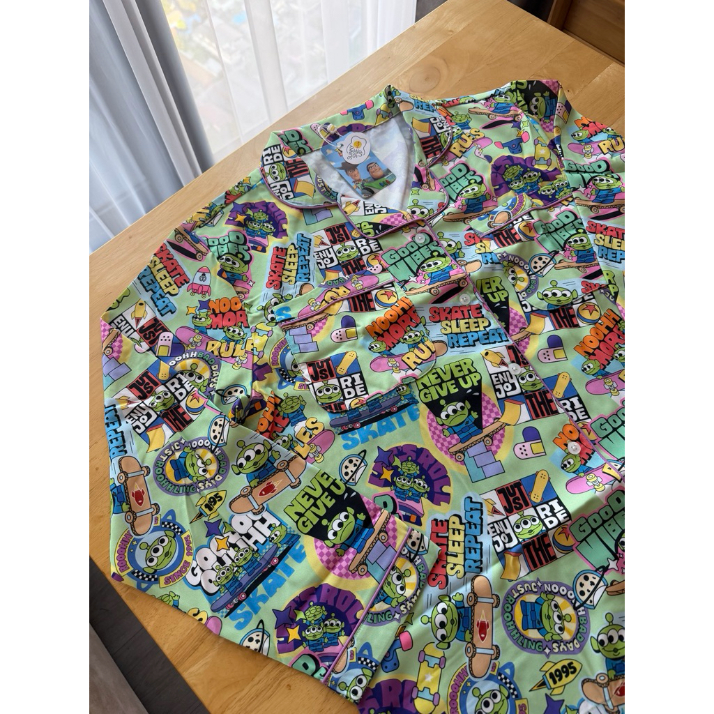 (ส่งด่วน) ชุดนอน Sunny Side Up Aliens Toy Story