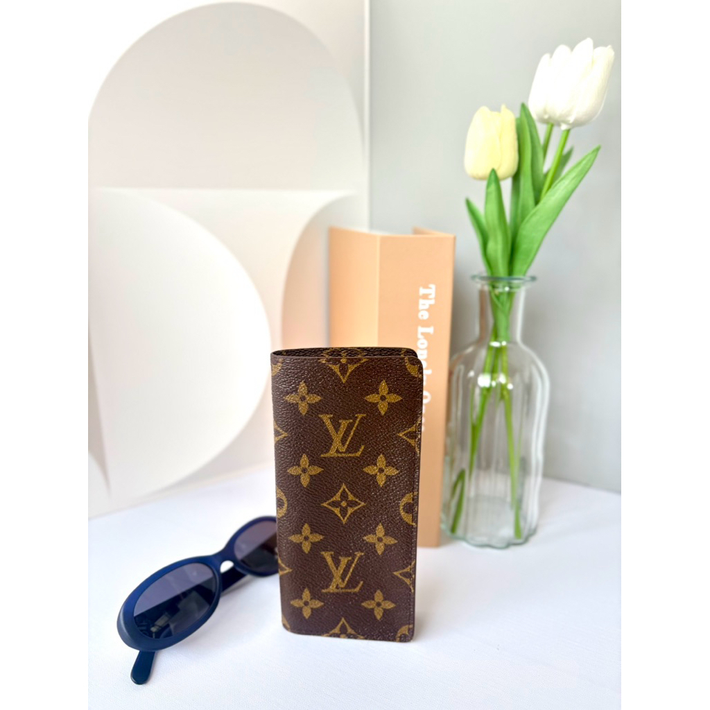 LV Sunglasses Case Monogram💯