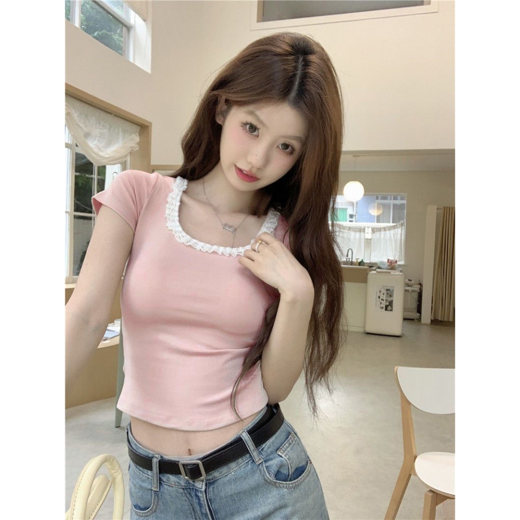 เสื้อแขนสั้นสไตล์เกาหลีใหม่สำหรับผู้หญิง เสื้อลูกไม้คอ U มีไซส์ M-3XL ดีไซน์ไม่ซ้ำใคร มีให้เลือก 2 ส