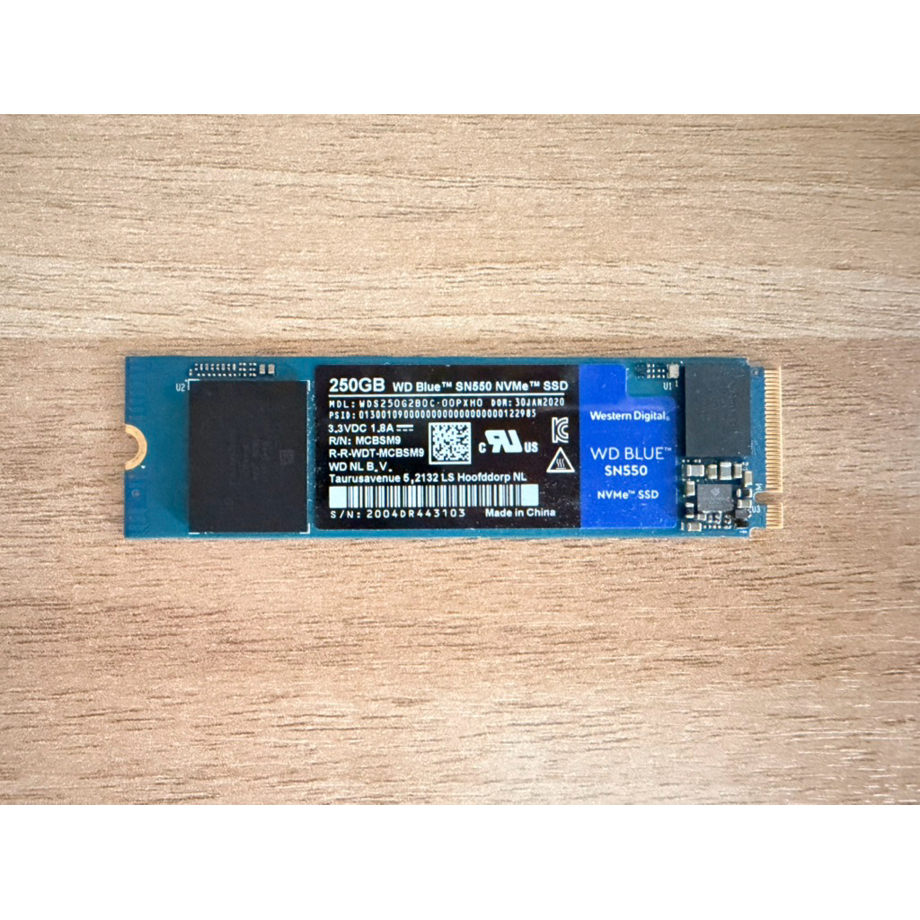 SSD M.2 PCIE WD BLUE SN550 250G NVME