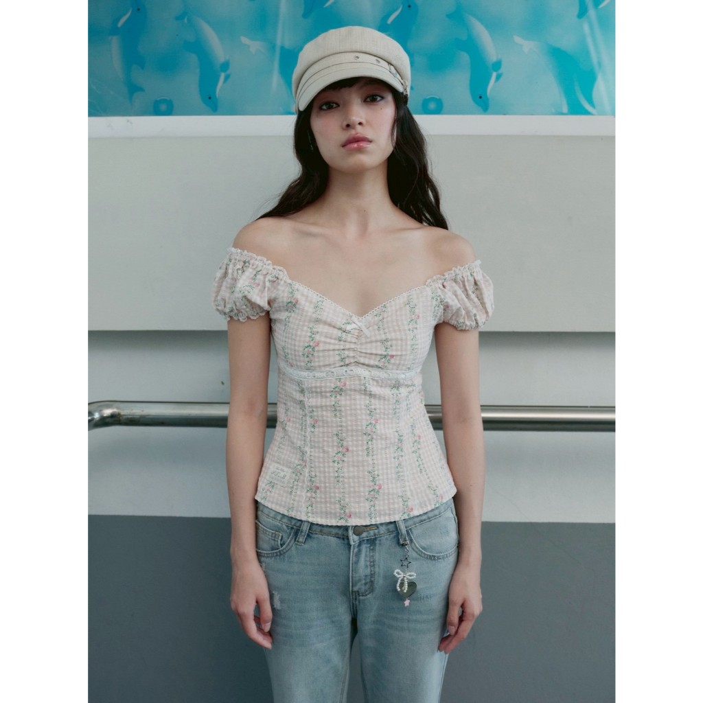 STYLIST x Brinkkty -Stylist-Blouses-Luna-007  -  เสื้อปาดไหล่แขนตุ๊กตา รูปที่ 6