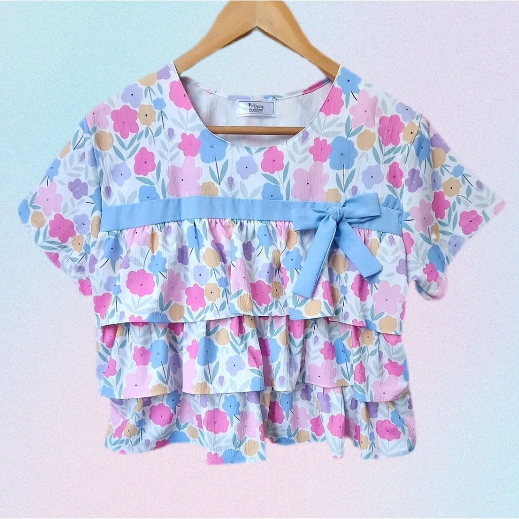 R300เสื้อลายดอกสงกรานต์ขนมชั้นแต่งโบว์