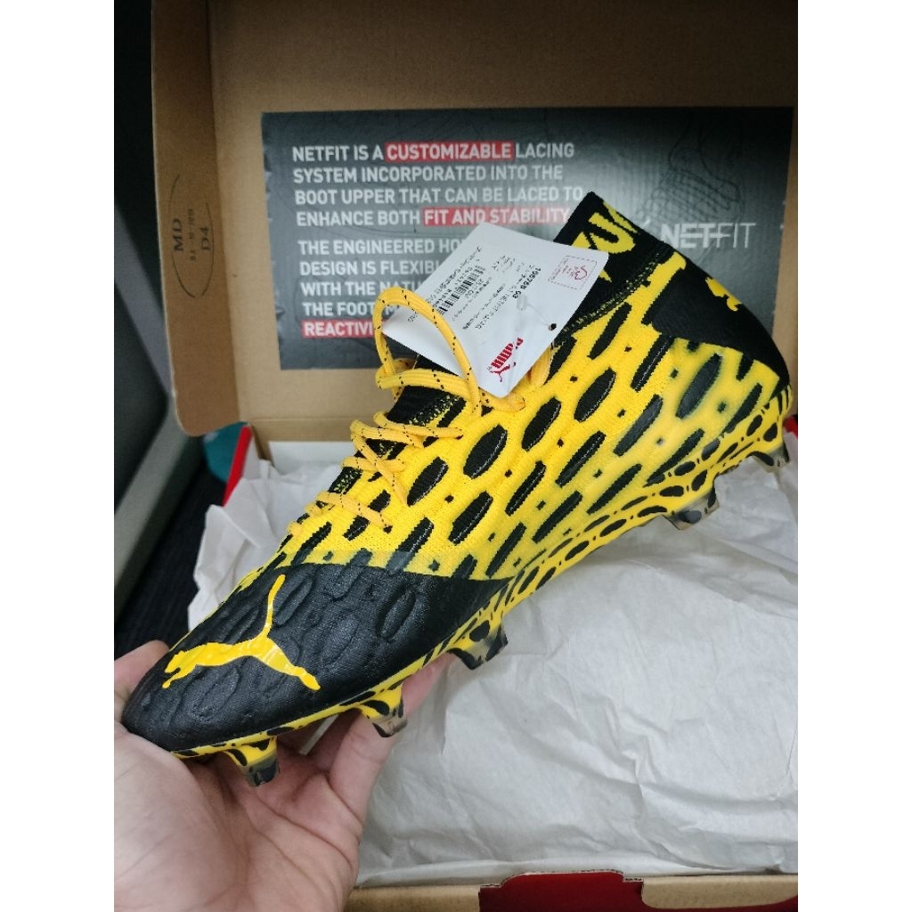 สตั๊ด PUMA Future 5.1 Netfit FG/AG ตัวท็อป มือหนึ่ง ไซส์ 41/260 ผ้าถักกระชับเท้า ชุดพื้นดีดกระจายน้ำ