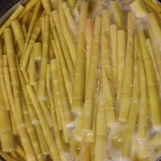 แขนงหน่อไม้อ่อน 500 กรัม