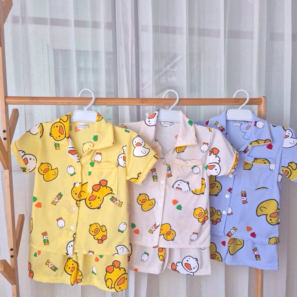 ชุดเด็กผ้ายืดลายเป็ด ขาสั้นแขนสั้น ขายาวแขนยาว พร้อมส่ง