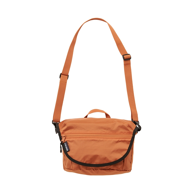 Gramicci กระเป๋าสะพายข้าง รุ่น MULTI SIDE BAG #F