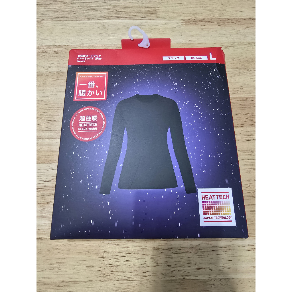 Uniqlo เสื้อยืด Heattech ultra warm คอกลม-แขนยาว