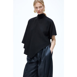 H&M(เอชแอนด์เอ็ม) เสื้อเบลาส์ผ้าคลุมไหล่ดีไซน์อะซิมเมตริก ผู…