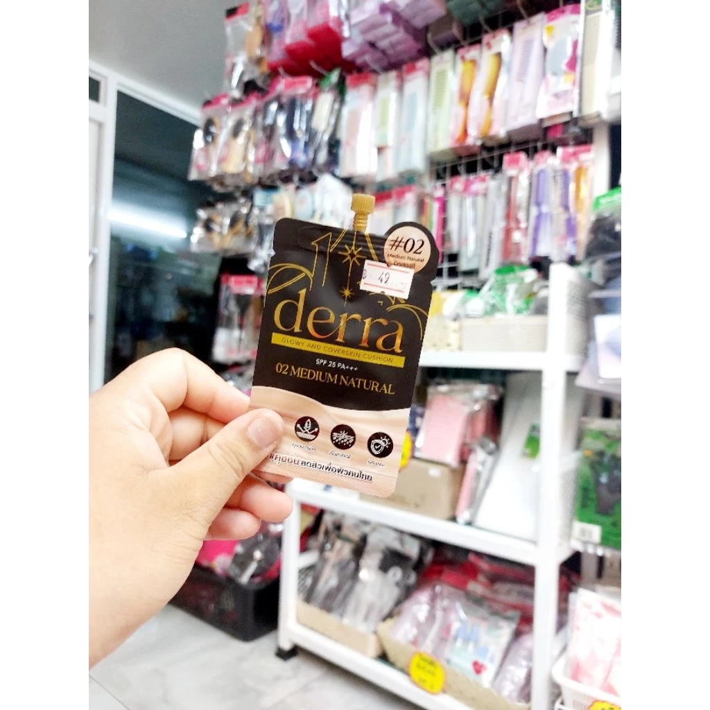 คุชชั่น Derra แบบซอง 4 กรัม ปกปิดเรียบเนียน คุมมันยาวนาน