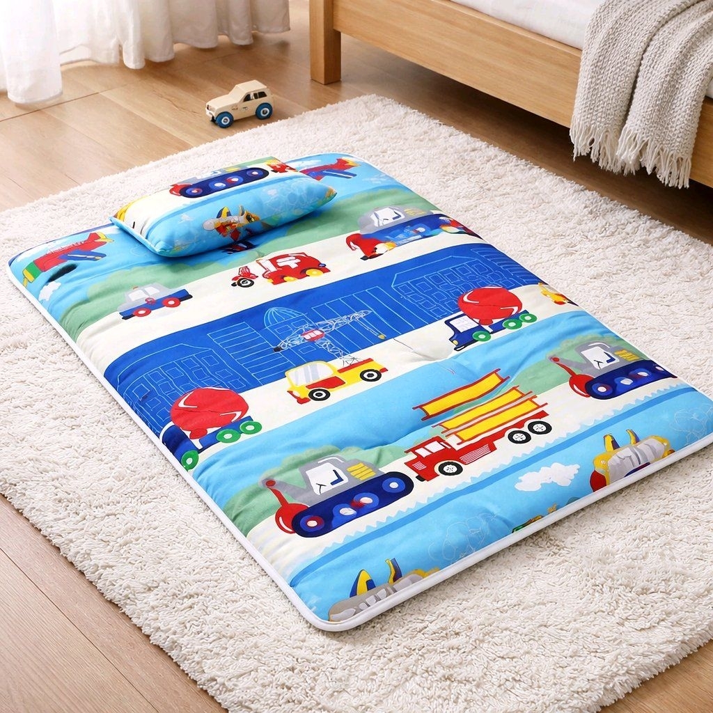 (พร้อมส่ง)ที่นอนอนุบาล(รุ่นเด็กถือเองได้)เก็บง่ายด้วยตีนตุ๊กแก ได้ครบชุดทั้งหมอนและที่นอน