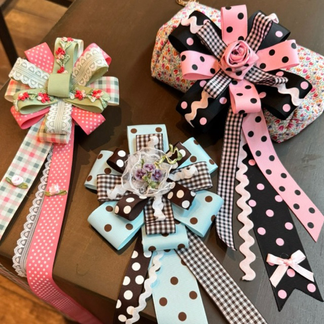 🌟Premium🌟Rosette Ribbon เข็มกลัดริบบิ้น + โซ่ไข่ปลาด้านหลัง (พร้อมส่ง) ของขวัญปิจฉิม ของขวัญรับปริญญา เหรียญรางวัล