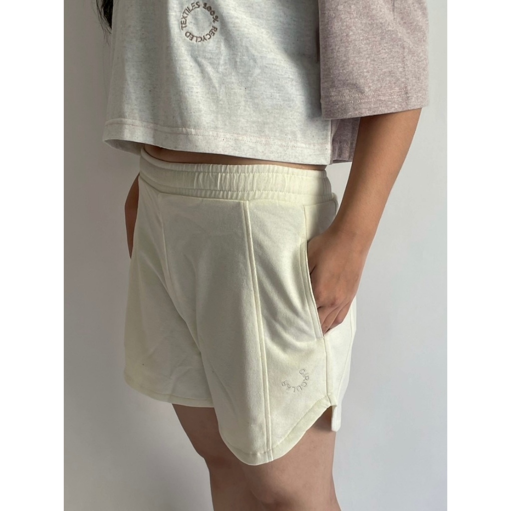 CIRCULAR - Shorts Women (Women)