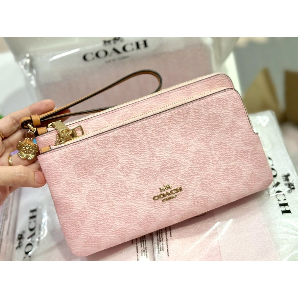 ✨ผ่อน0%-แท้100%✨ C5576 2L คล้องมือ 2L Double Zip Wristlet In Signature Canvas With Charms Style No. CEF61