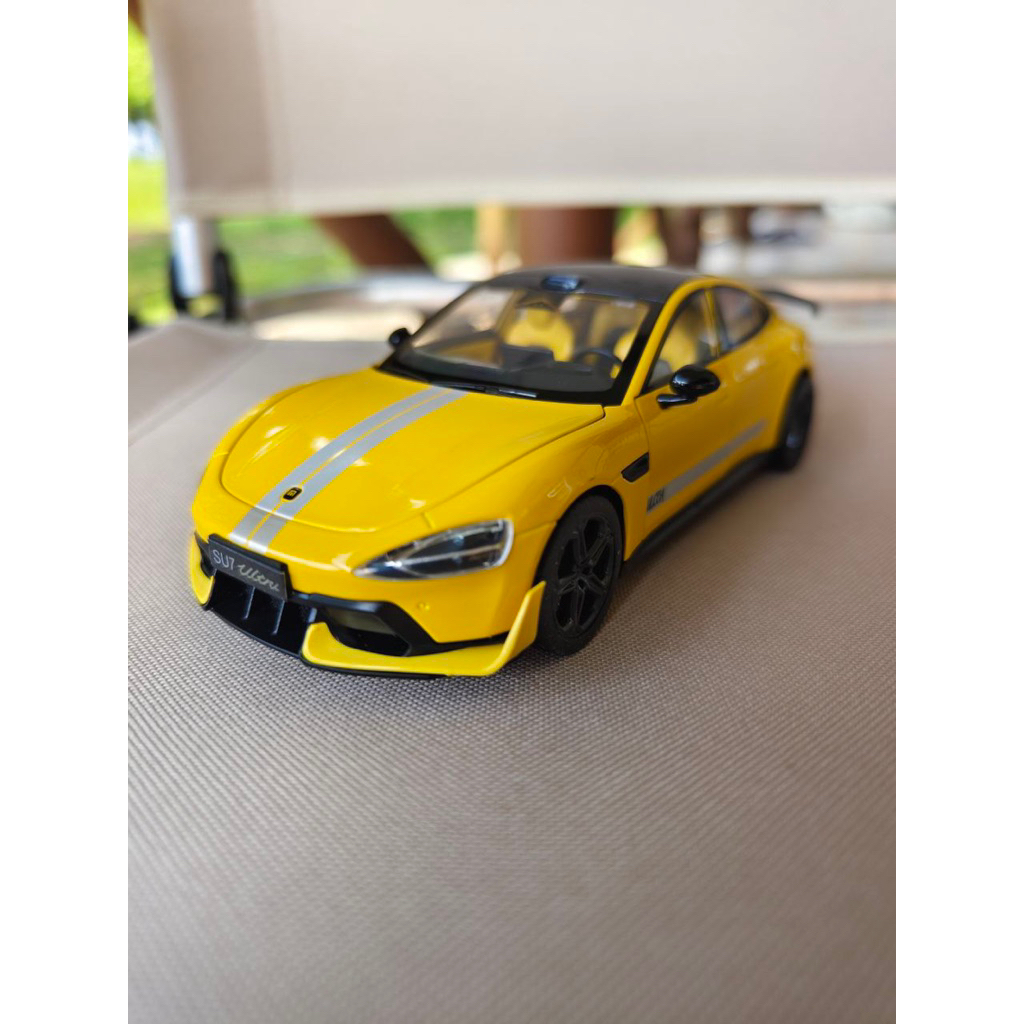SU7 Xiaomi รถรุ่น Ultra Collector's Edition โมเดลรถ 1:24 ประตูเต็ม โลหะผสม 🚗
