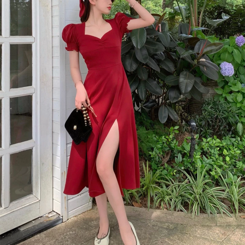 summeroutfits  foryou ผู้หญิง  เดรสสีแดง น่ารักหวานละมุน เรียบหรู satindress  viral elegantdress🌹