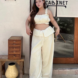 𝗩𝗶𝘃𝗶𝗮𝗻 𝗦𝗲𝘁 🌺: 𝗰𝗿𝗼𝗽𝗯𝗿𝗮 + 𝗽𝗮𝗻𝘁 ชุดเซตไปทะเล ชุดสาวอวบน่ารักๆ