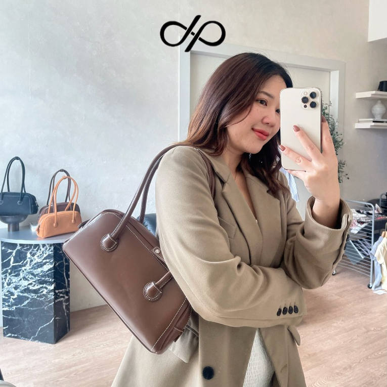 [Preorder 10-15 days] Hofstore2026 - กระเป๋าทรงกล่อง #Hh007 #ไม่มีโลโก้ กระเป๋าสะพายข้าง กระเป๋าถือ