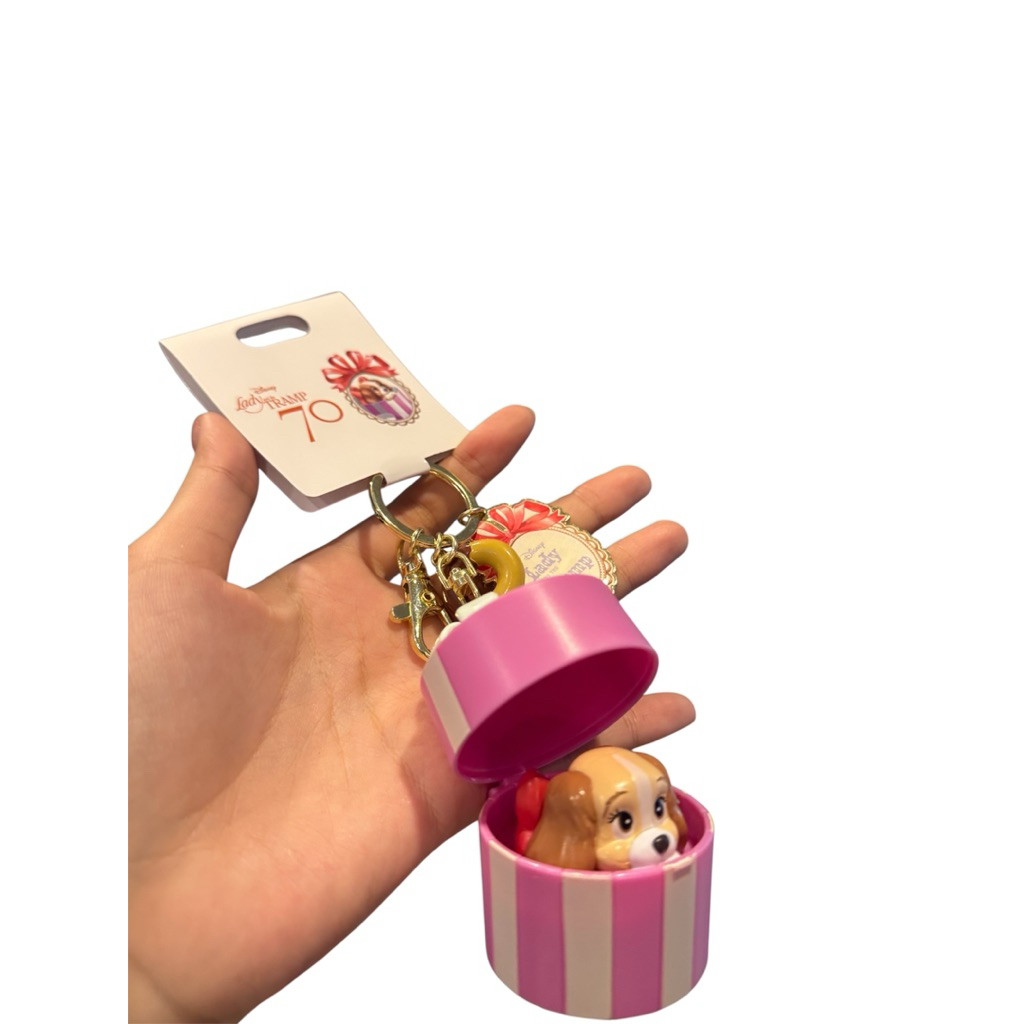 Lady and the Tramp 70th Anniversary "Gift Box" Keychain แท้100%