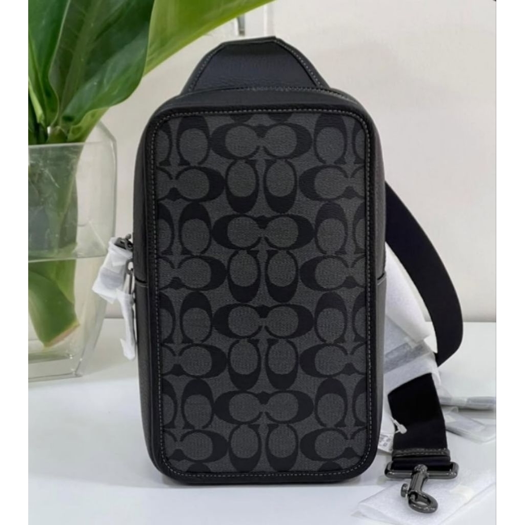 คาดอก กระเป๋าเป้ CSullivan ลายซิกเนเจอร์ C9867คาดอกชาย