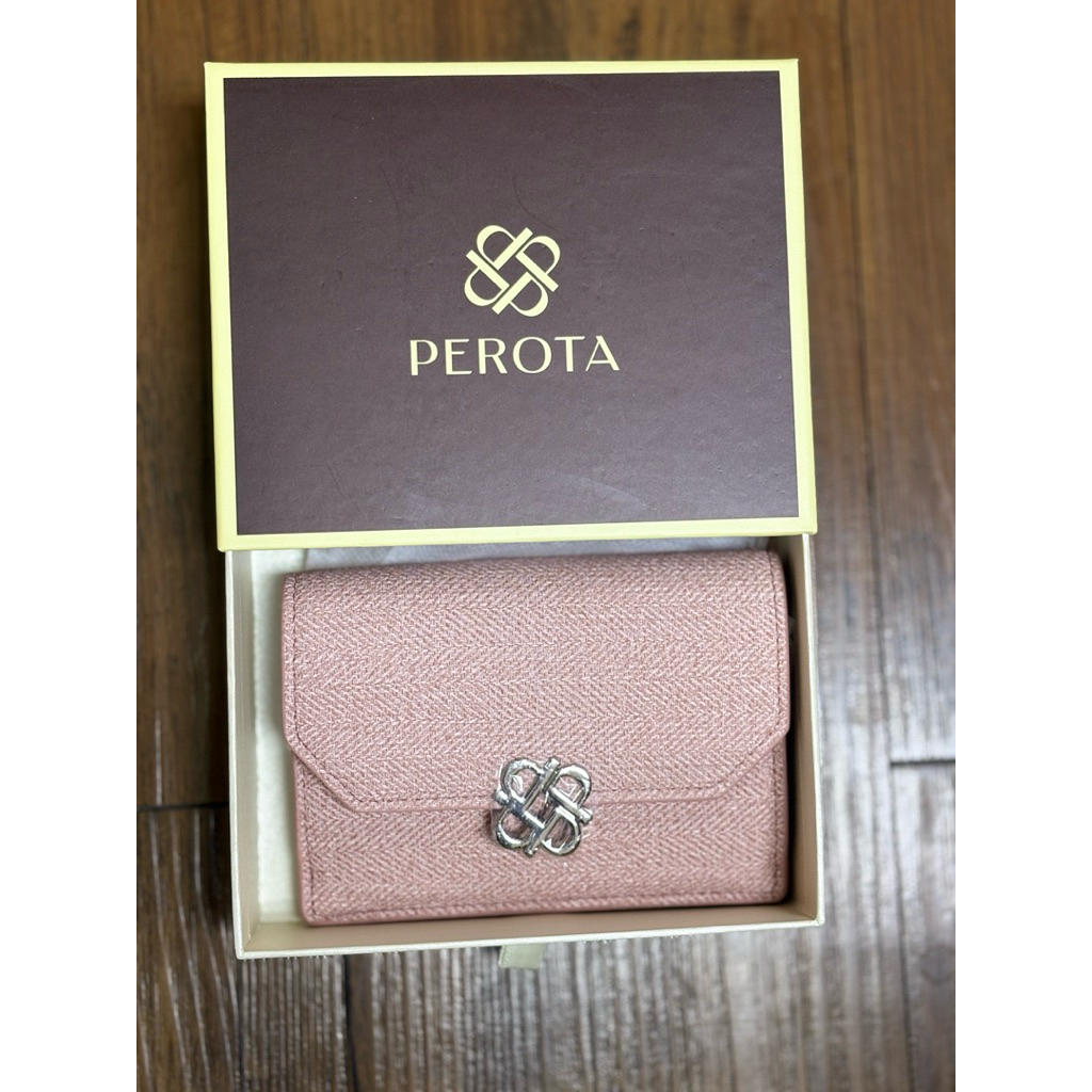 กระเป๋าสตางค์แบรนด์PEROTAสีชมพู ใหม่กริบ