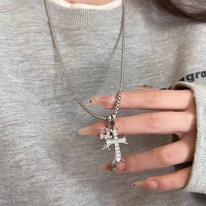 Retro Sparkle สร้อยคอจี้ไม้กางเขนจุดใหม่ สร้อยคอผู้หญิง แฟชั่น ไม้กางเขนเล็กสองอัน คุณภาพสูง มินิมอล