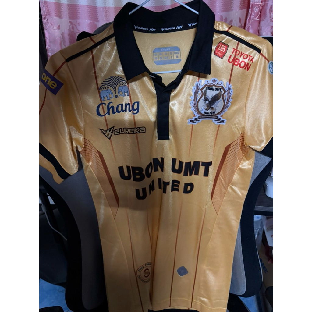 เสื้อบอล UBON UMT ของแท้
