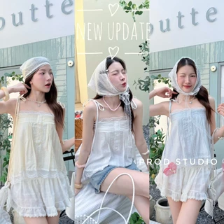 Amy cami : เสื้อสายเดี่ยวผูกไหล่ เย็บตีเกล็ดหน้า แต่งขอบลูกไม้ แต่งกระดุมหัวใจ เนื้อผ้าพิมพ์ลายนูน KN.Clothes