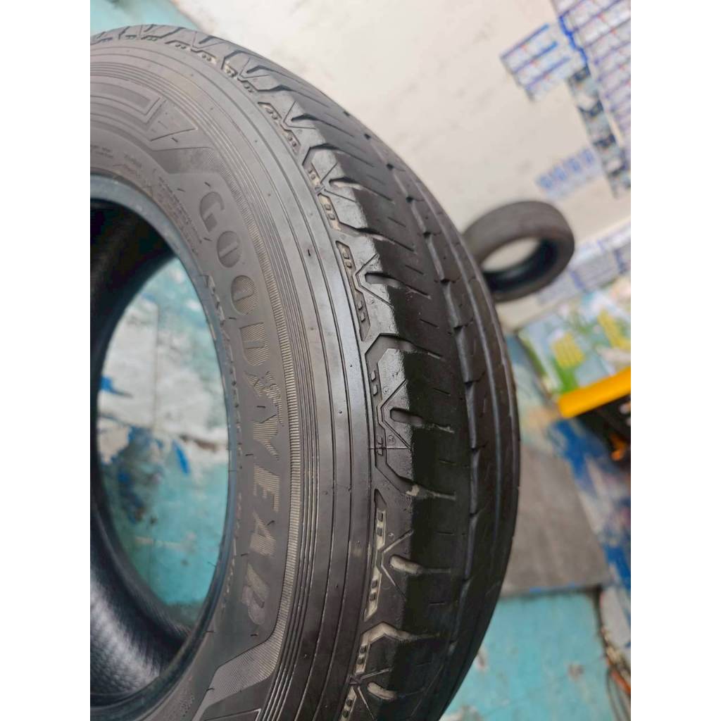 ยางเปอร์เซ็นต์ Goodyear ขนาด 215 70 R16 ปี23 ราคา 233 บาท