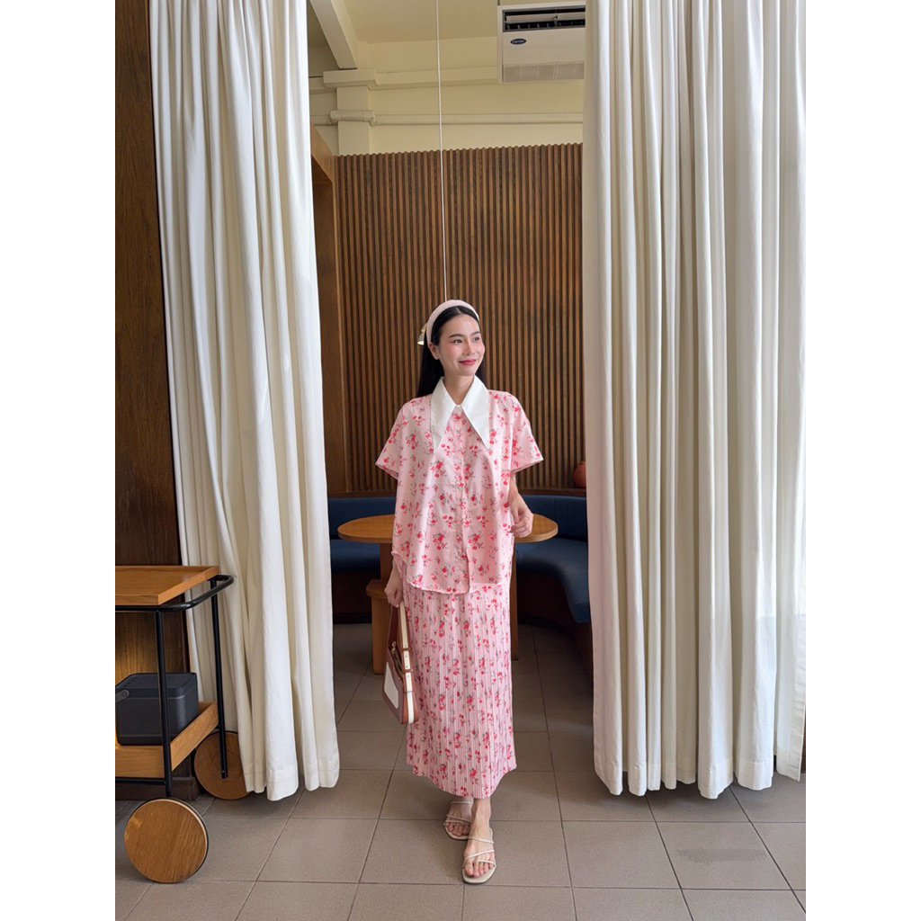 sawat bt The sunshine set สินค้าใหม่พร้อมส่ง ดีเทลตัวเสื้อoversize หน้าสั้นหลังยาว ทรงเดียวกันกับน้องrabbit กป สั้นน.
