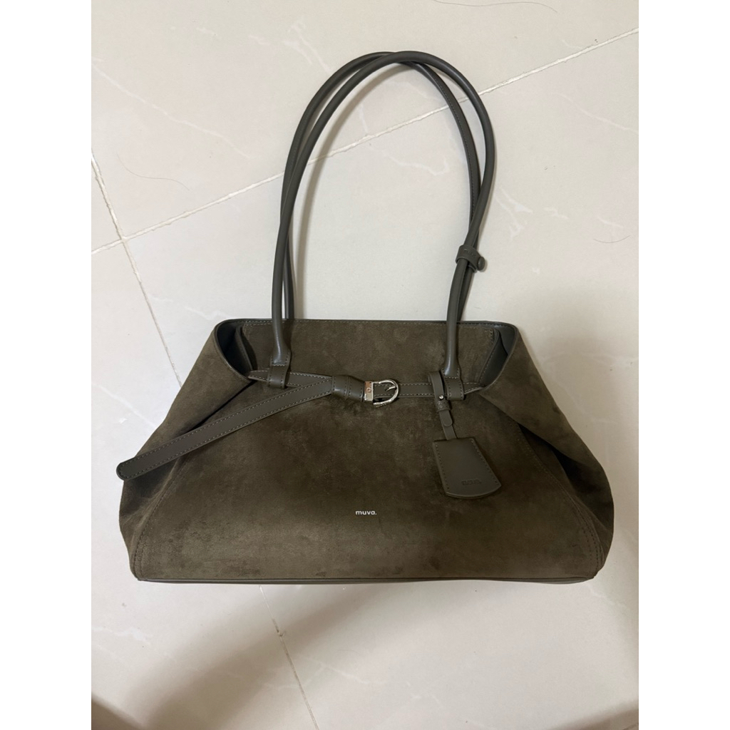 muva กระเป๋าmuvaมือสอง