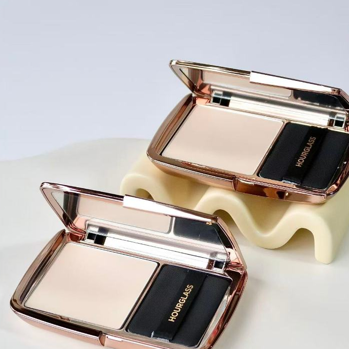 Hourglass Vanish Airbrush Pressed Powder แป้ง Hourglass แป้งอัดแข็ง ผิวเนียน เบลอรูขุมขน คุมมัน