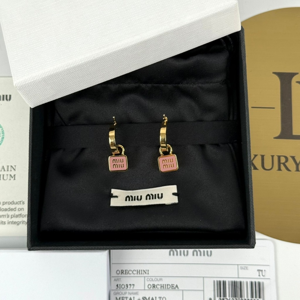 ต่างหู Miumiu earring ต่างหูโลหะ รุ่น 5IO377-2F6T สี Pink ของแท้ 100%