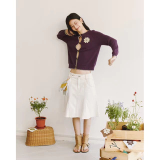 Margot Skirt [พร้อมส่ง] กระโปรงความยาวระดับเข่า กระดุมหน้า ด้านหลังมีbuckleปรับได้