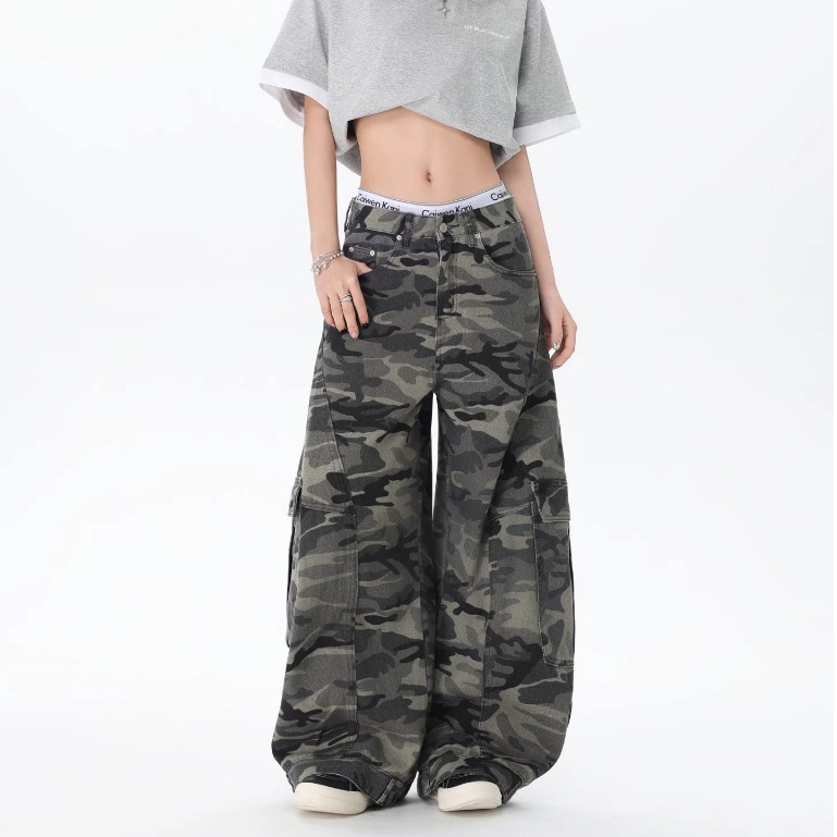 กางเกงยีนส์ camouflage กางเกงบรรทุก หลายกระเป๋า คุณภาพสูง สไตล์ถนนสูงอเมริกัน ขากว้าง ins สำหรับผู้ชายและผู้หญิง