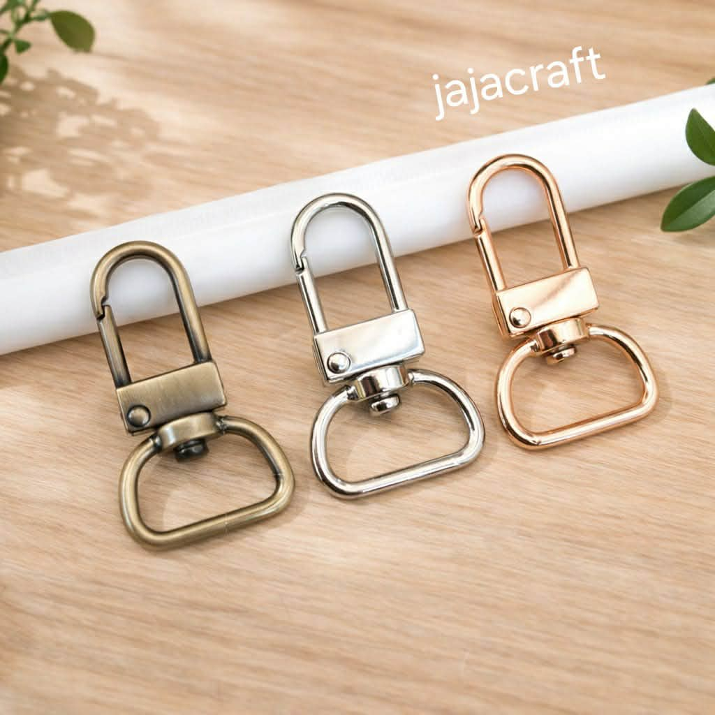 ตะขอคอหมาเกี่ยวเกรดเอ สูง 3.5 cm. ช่องสอดด้านล่างกว้าง 1.5 cm.