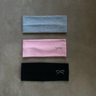 [พร้อมส่ง] Headbrand รุ่น Blinky Bow ผ้าคาดผม ดีเทลรูปโบว์เพรช