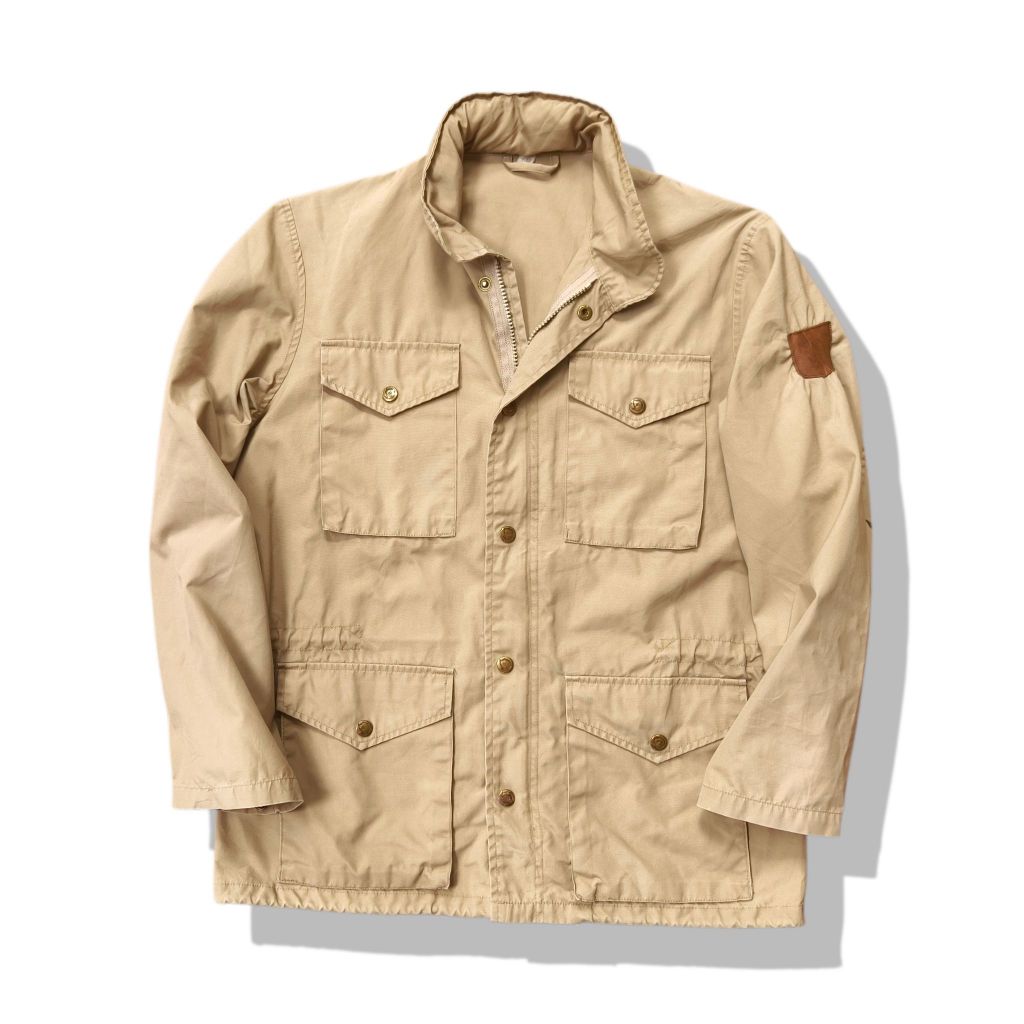 Fjallraven Ireland Beige Parka Hooded Jacket มือสอง รอบอก 43”