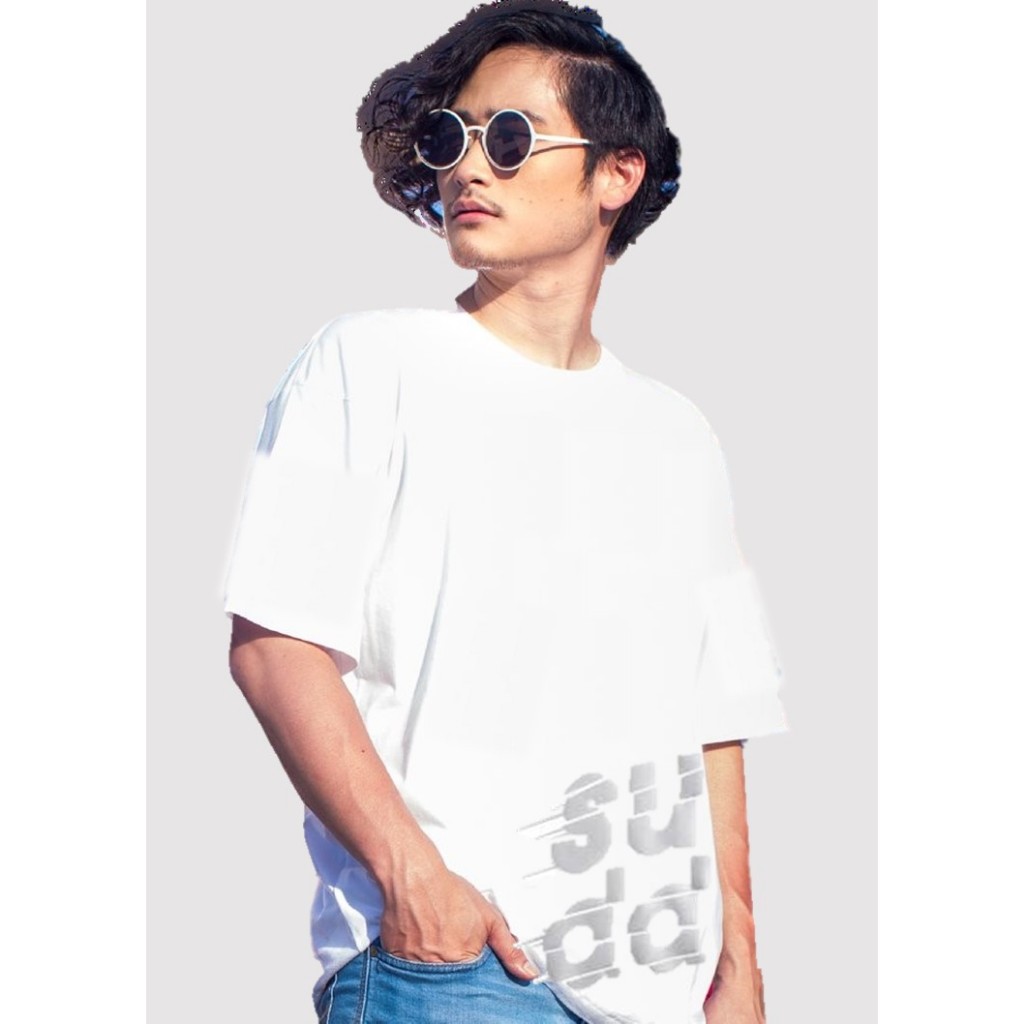 Sudd เสื้อคอกลมชาย ทรง Oversize รุ่น  Okinawa สีขาว