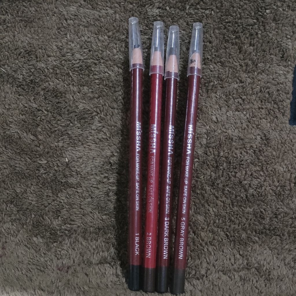 คิ้วเชือกแท่งสีแดง Missha คิ้วเชือกในตำนาน มี 4 สี แท่งยาวใช้ได้นาน เขียนได้คมสวย พร้อมส่ง!!!